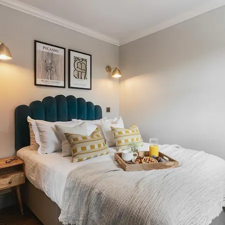 Apartmán The Cotham Arms Bristol