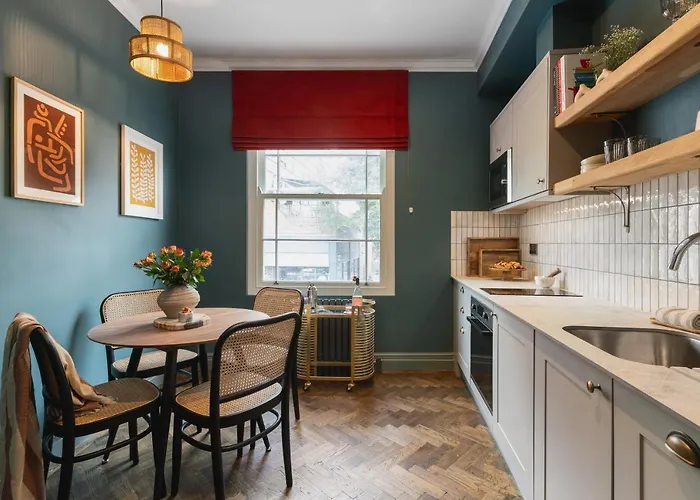 The Cotham Arms Apartment Bristol